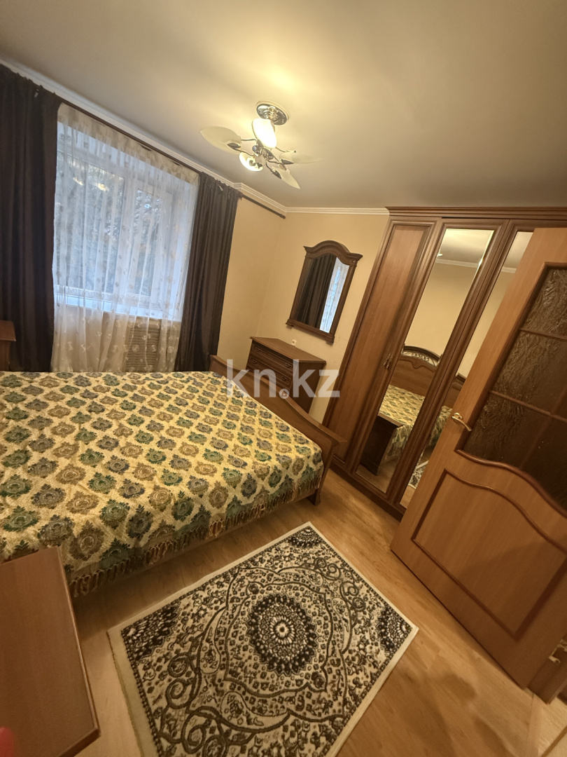 Продажа 3-комнатной квартиры, 63 м², ул. Аманжолова, дом  7 - Продажа квартир в Караганде фото 2 из 20