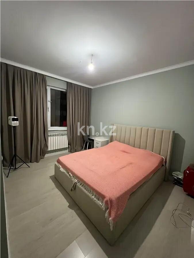 Продажа 3-комнатной квартиры, 68.8 м² в Алматы - фото 2