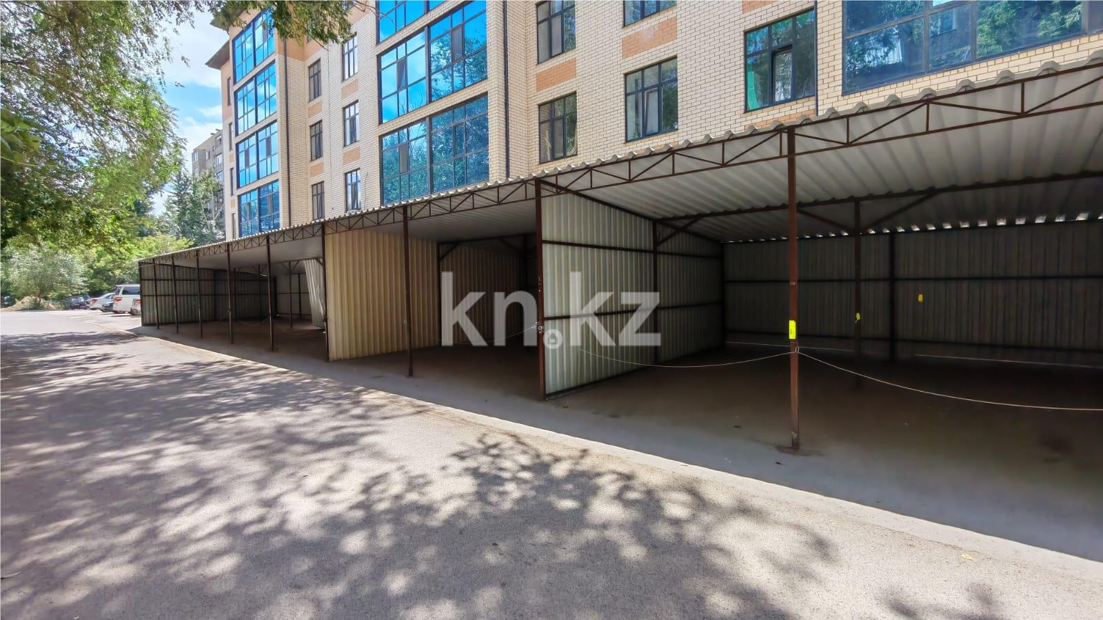 Продажа 3-комнатной квартиры, 90 м², ул. Сатыбалдина - Продажа  трехкомнатных квартир в Караганде фото 13 из 14