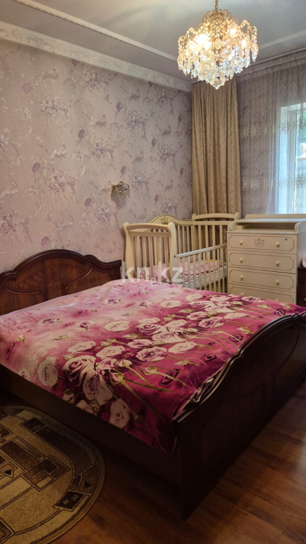 Продажа 4-комнатного дома, 200 м², ул. Омская - Продажа домов, коттеджей в Алматы без посредников фото 11 из 19