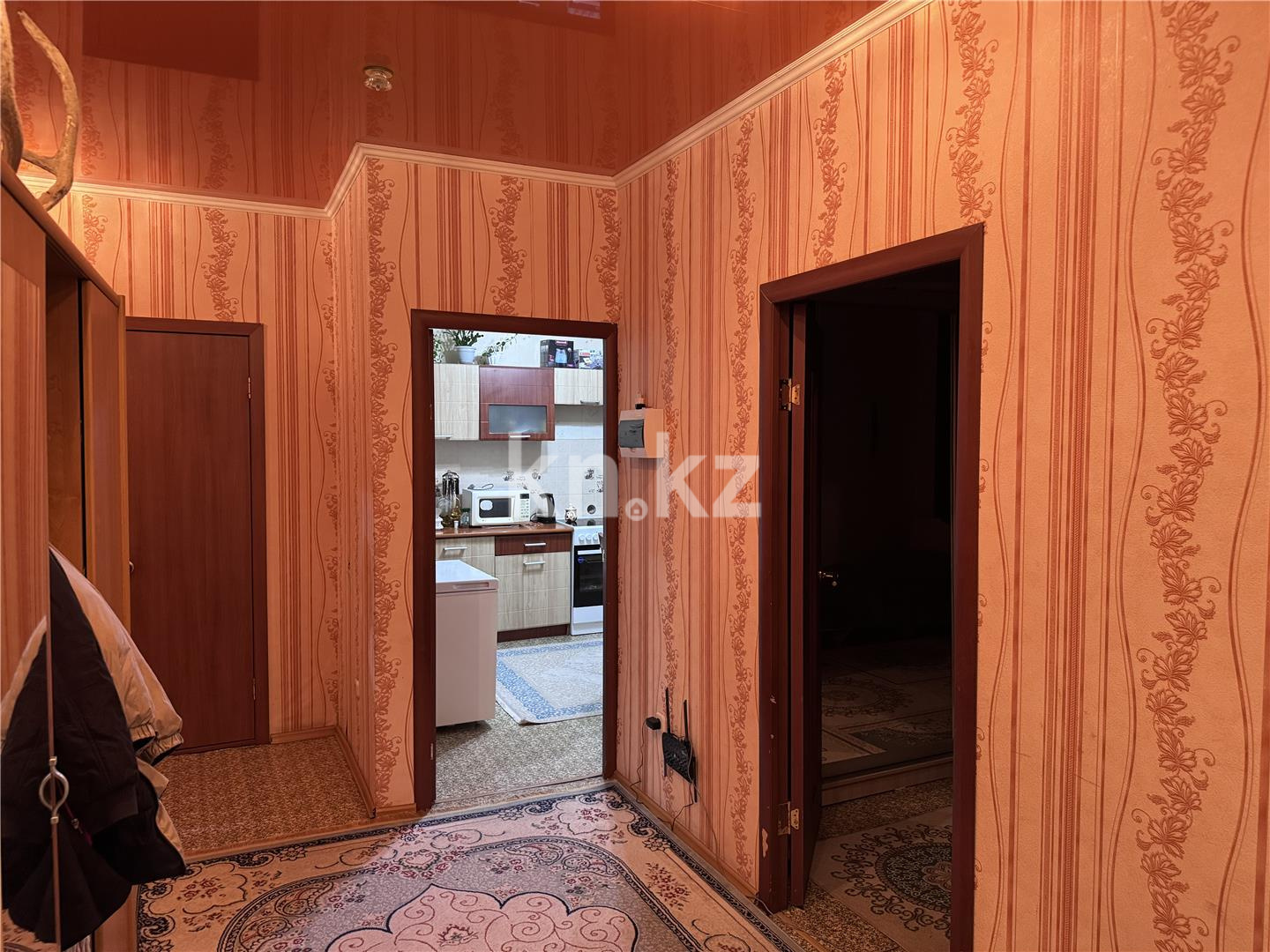 Продажа 3-комнатной квартиры, 74 м², ул. Сарыарка в Караганде - фото 12