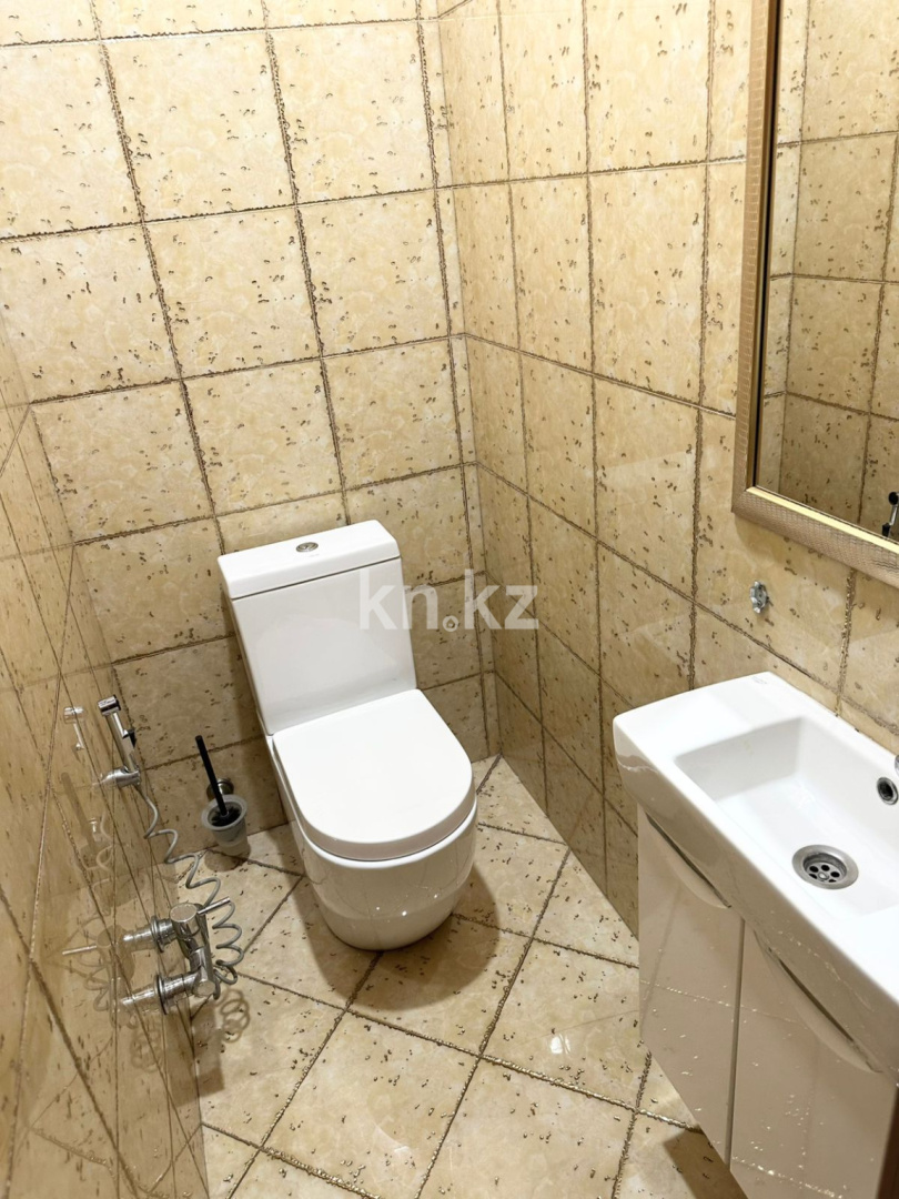 Продажа 5-комнатной квартиры, 240 м², ул. Романтиков - Продажа  пятикомнатных квартир в новостройках Астаны фото 9 из 12