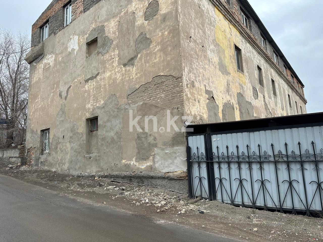 Продажа , 1200 м², пр. Момышулы - Продажа офисных и торговых помещений в Темиртау фото 6 из 7