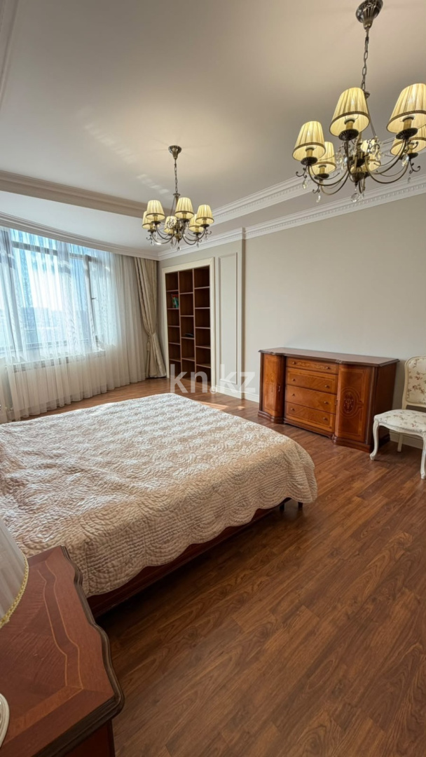 Аренда 4-комнатной квартиры, 225 м² - Аренда квартир помесячно в Астане фото 18 из 31