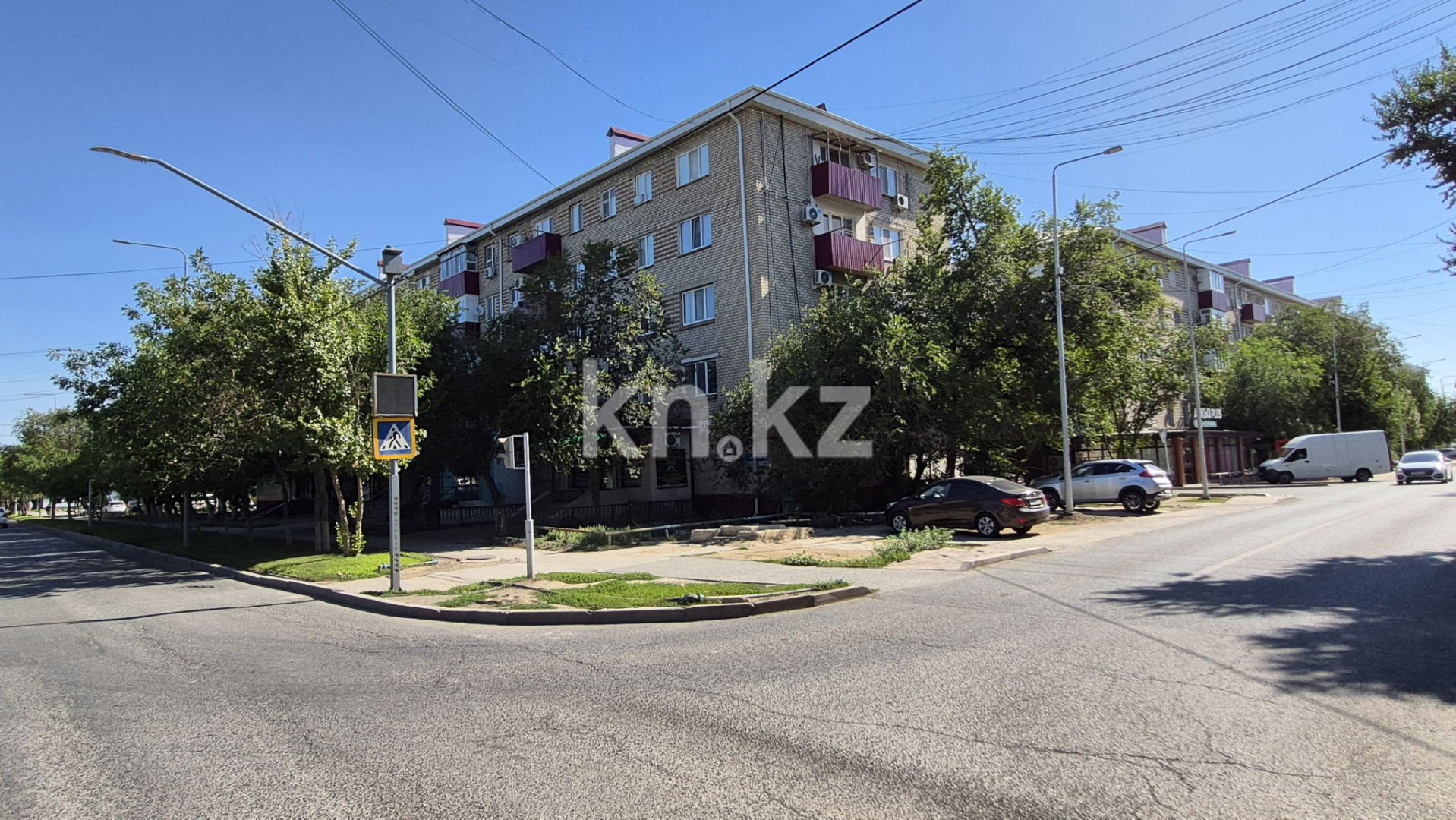 Продажа 3-комнатной квартиры, 75 м², пр. Азаттык, дом  42 А - Продажа квартир в Атырау фото 4 из 37
