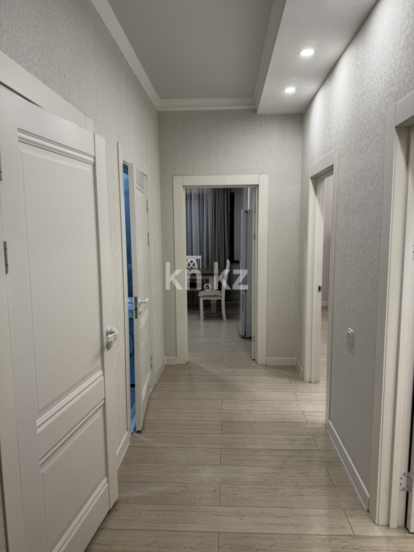 Продажа 2-комнатной квартиры, 70.6 м² в Алматы - фото 2