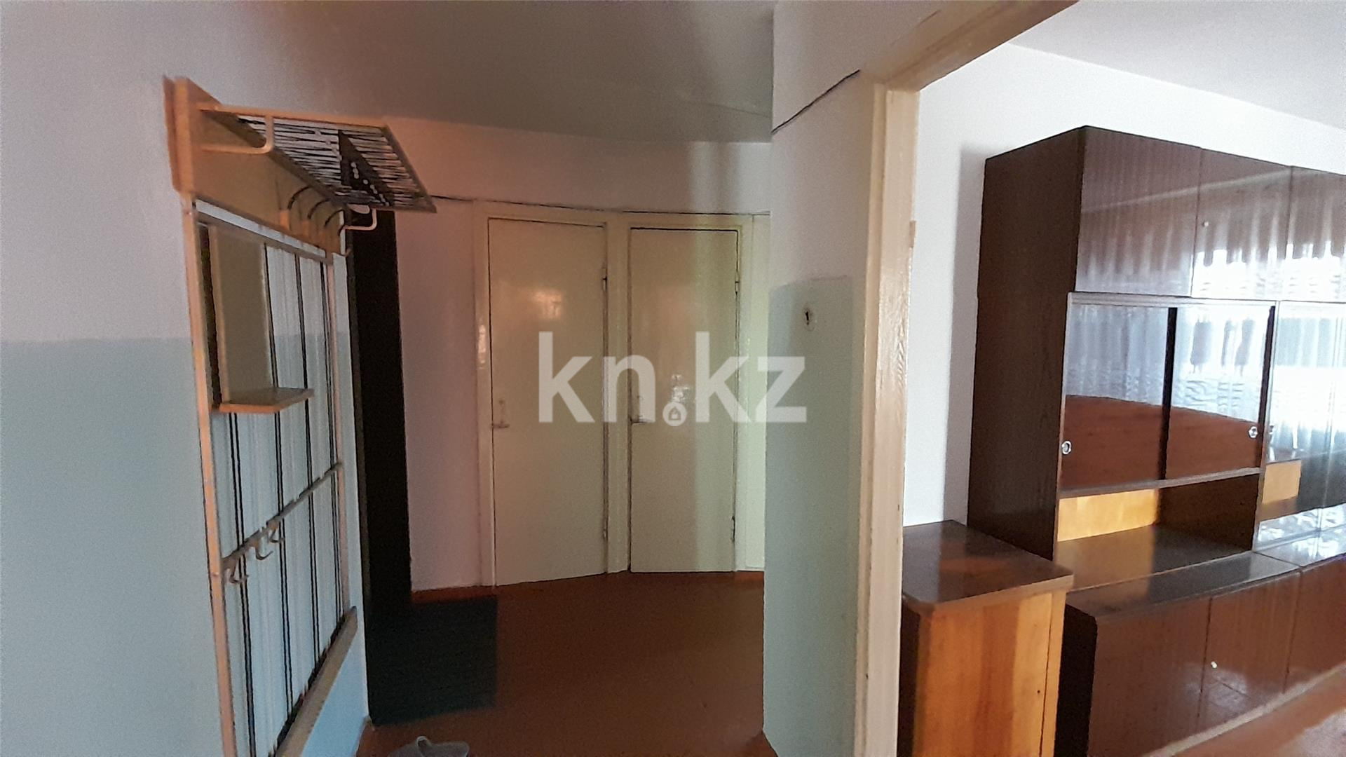 Продажа 4-комнатной квартиры, 65 м², мкр-н 7 в Темиртау - фото 14