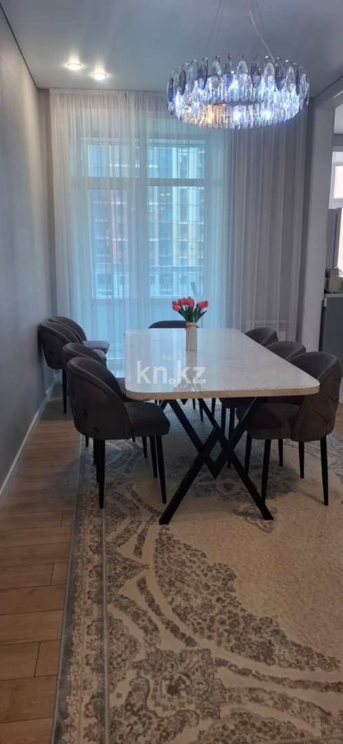 Продажа 4-комнатной квартиры, 118 м², ул. Букетова, дом  3/5 - Продажа  четырехкомнатных квартир в Караганде с фото фото 3 из 14