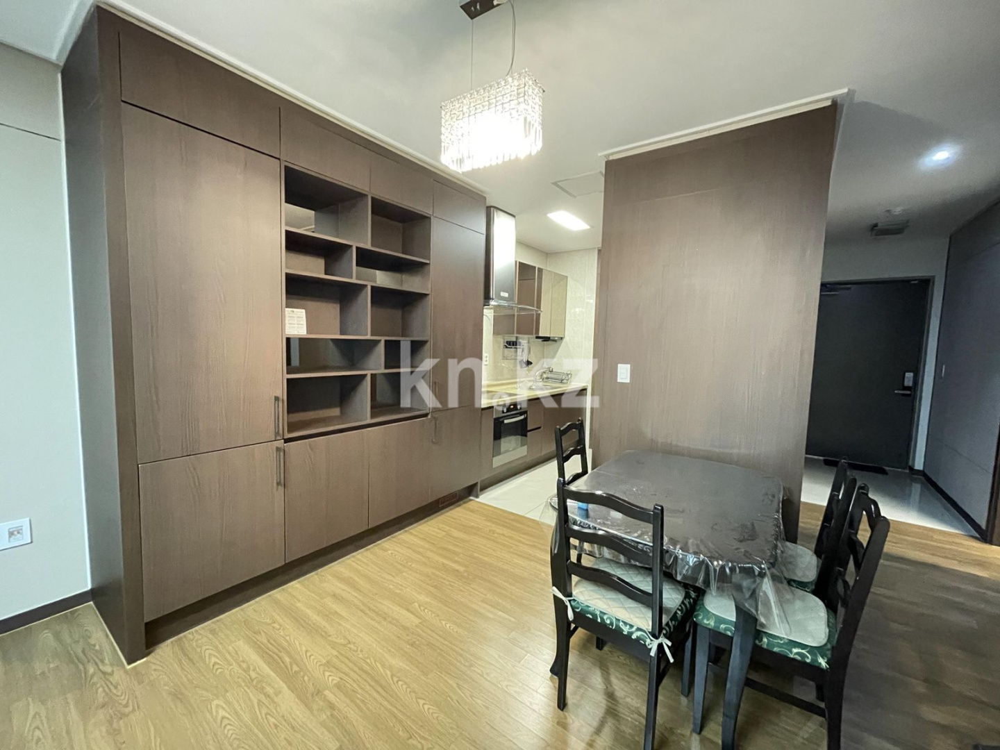 Продажа 2-комнатной квартиры, 70 м², пр. Кошкарбаева, дом  10/1 - пр. Тауелсыздык - Продажа квартир в Казахстане фото 1 из 18