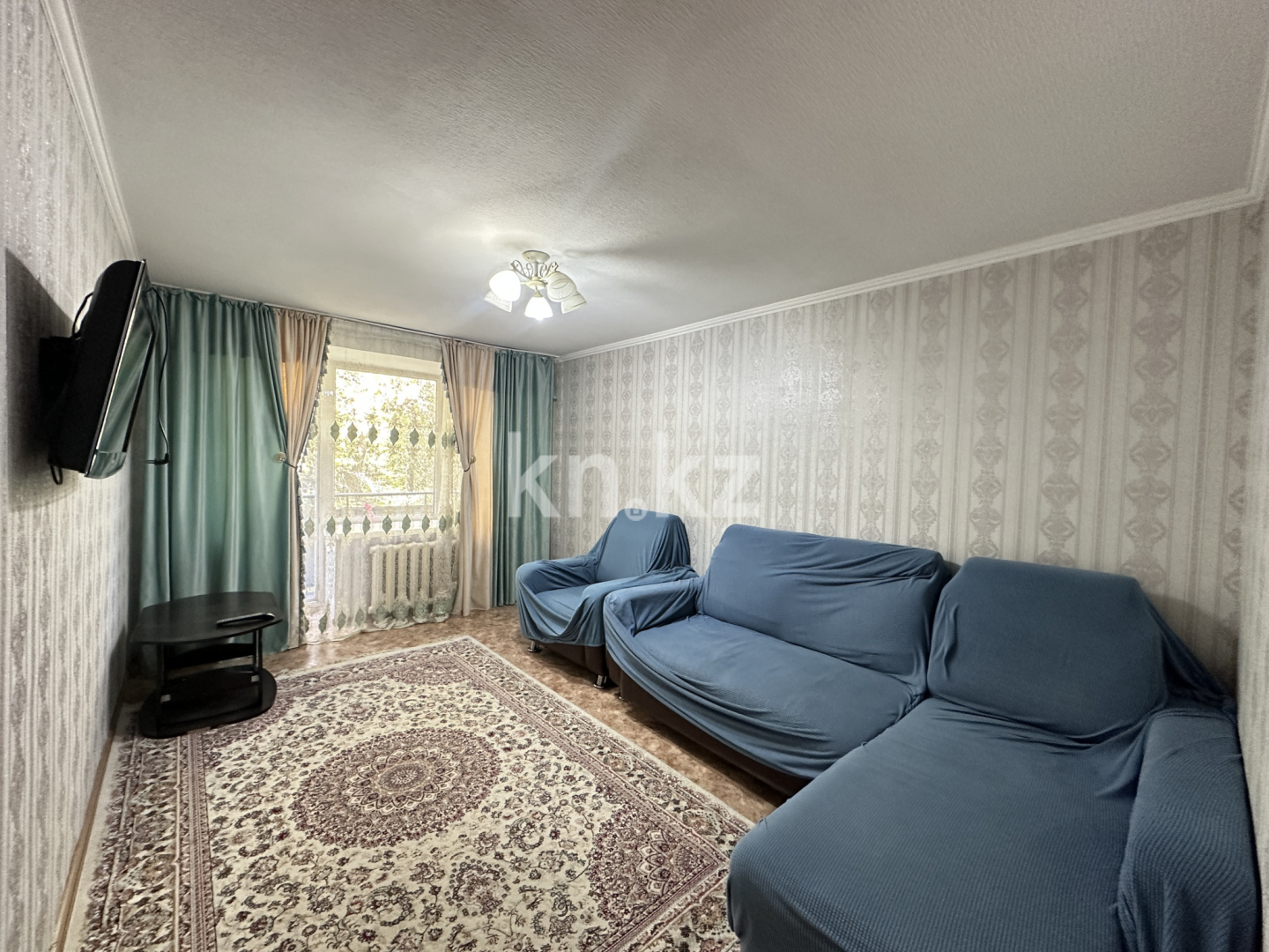 Продажа 2-комнатной квартиры, 45.8 м², ул. Аманжолова, дом  17 - Продажа квартир в Караганде фото 1 из 30