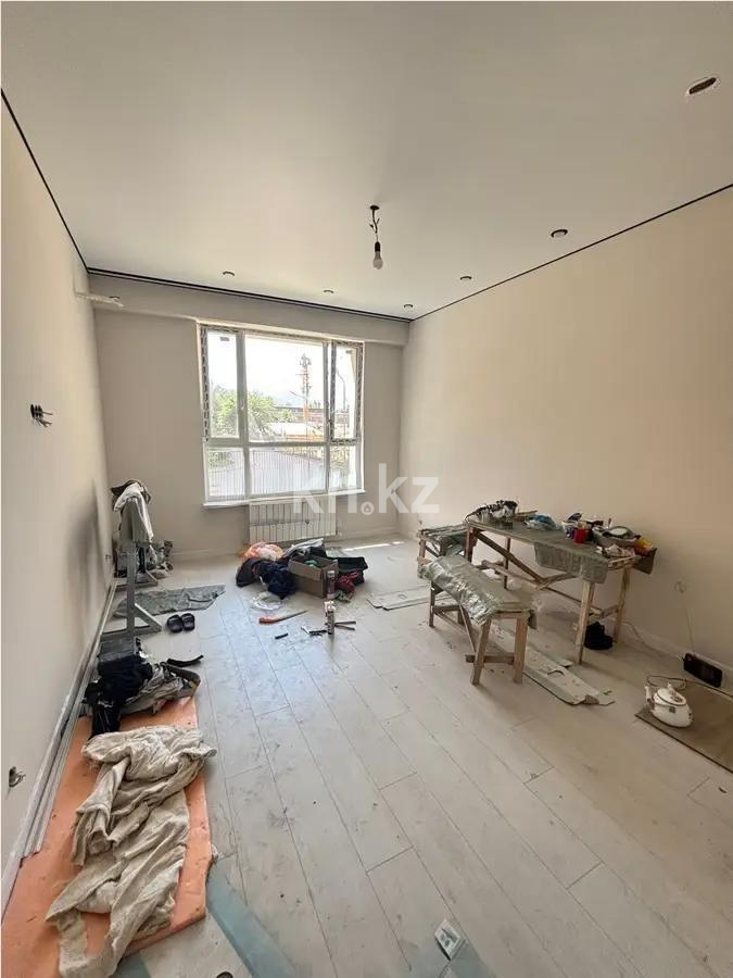 Продажа 1-комнатной квартиры, 40 м², пр. Райымбека, дом  162/3 - Продажа квартир в Казахстане фото 1 из 4