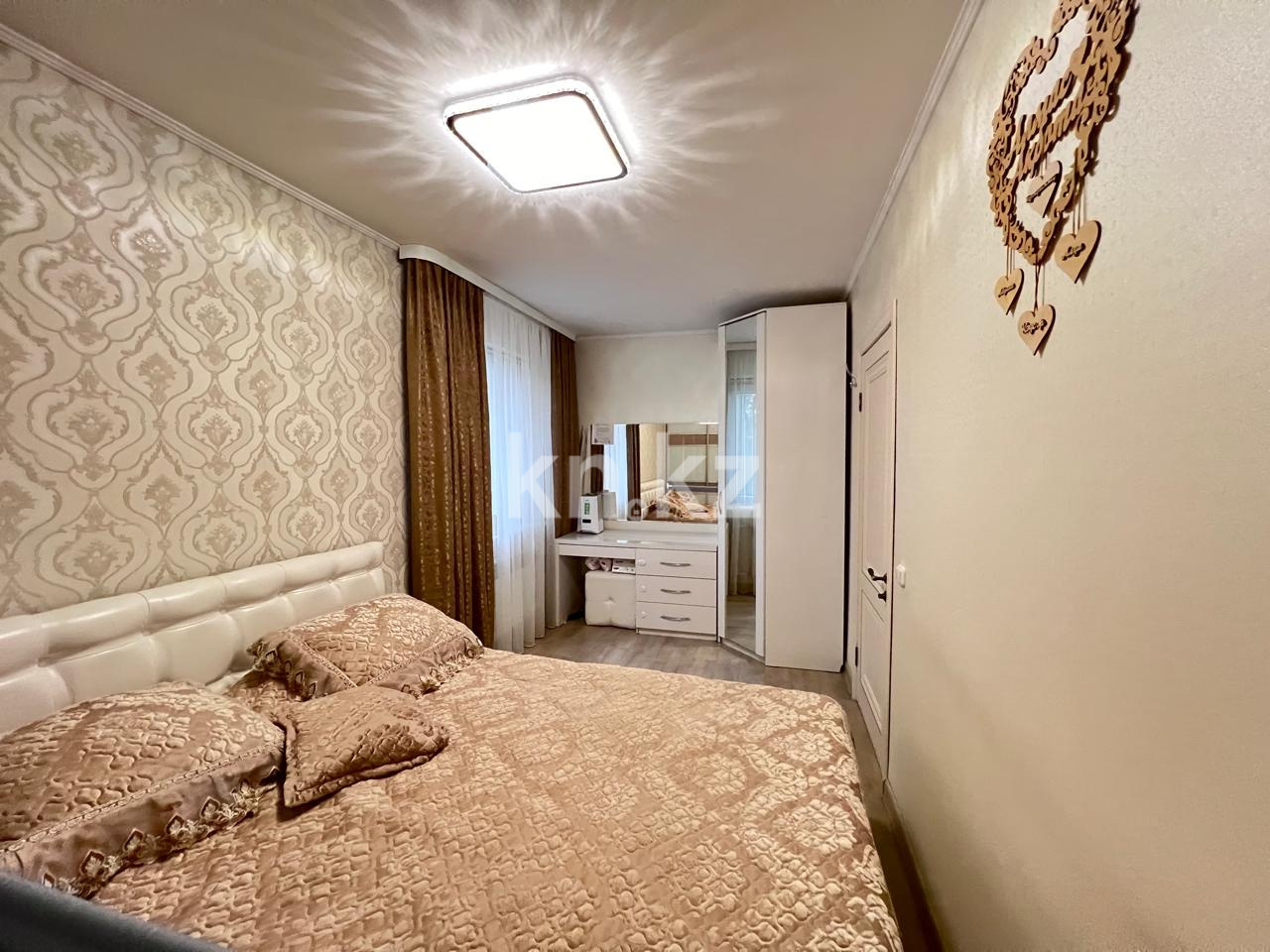 Продажа 3-комнатной квартиры, 83 м², ул. Дюсембекова, дом  35 в Караганде - фото 3