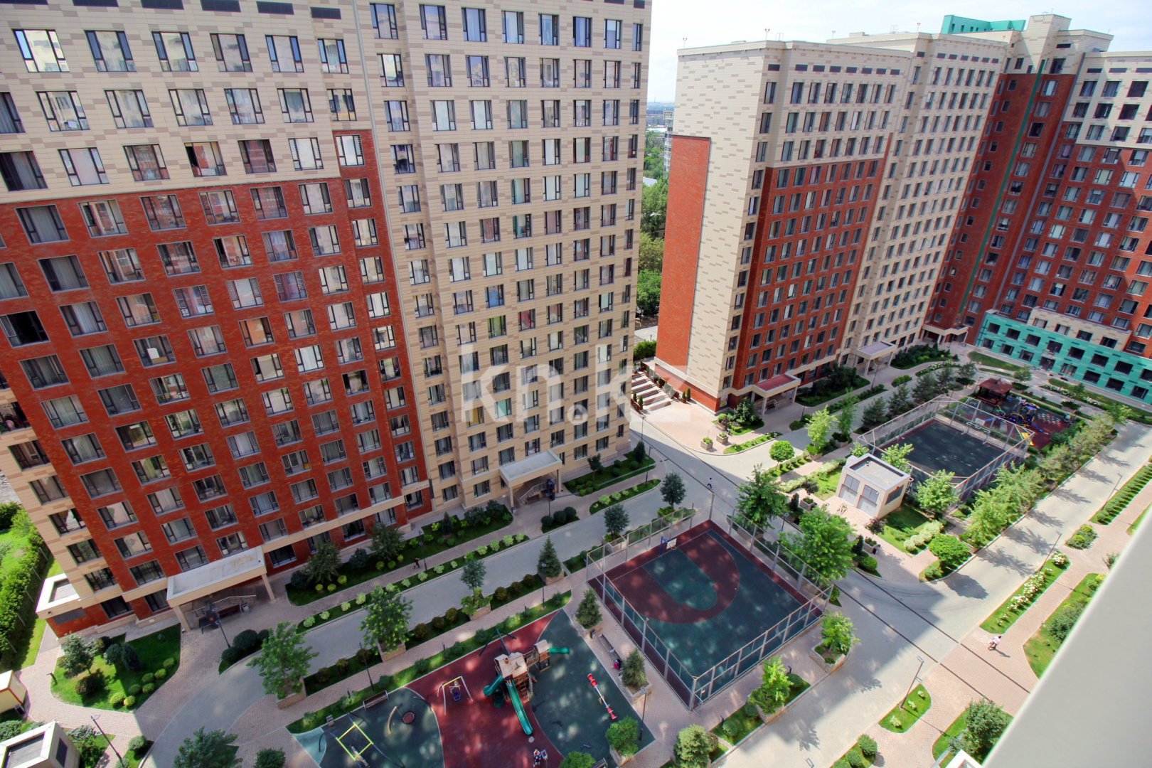 Аренда 1-комнатной квартиры посуточно, 40 м², пр. Абая, дом  109/6 - ул. Манаса - Аренда жилой и коммерческой недвижимости в Алматы фото 15 из 30