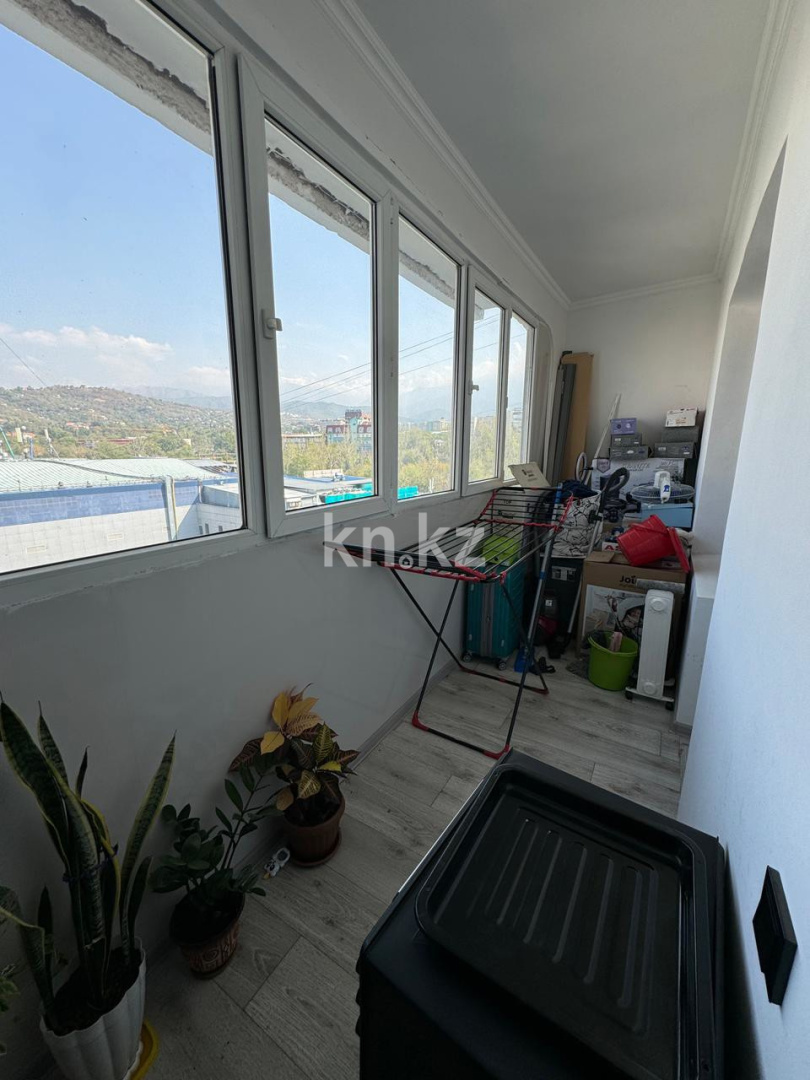 Продажа 3-комнатной квартиры, 71.2 м², пр. Аль-Фараби, дом  12 в Алматы - фото 5