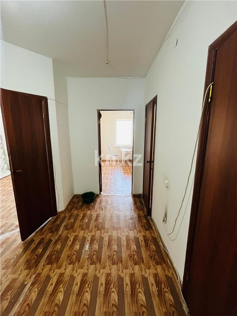 Продажа 2-комнатной квартиры, 65 м² - Продажа квартир в блочном доме в Караганде фото 1 из 8