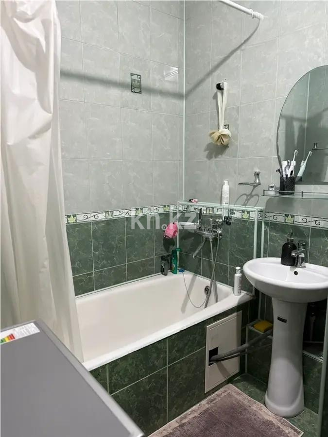 Продажа 1-комнатной квартиры, 42 м², мкр-н Аксай-5, дом  9 - Продажа квартир в Алматы с фото фото 3 из 5