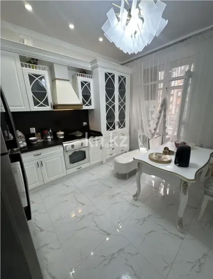 Продажа 4-комнатной квартиры, 110 м², ул. Бокейхана, дом  11 в Астане - фото 5