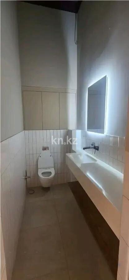 Продажа 5-комнатной квартиры, 200 м² в Астане - фото 3