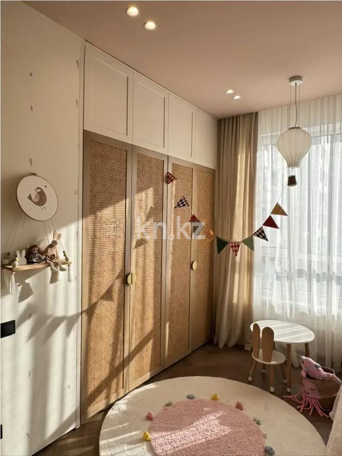 Продажа 4-комнатной квартиры, 120 м², ул. Толе би, дом  50 в Астане - фото 4