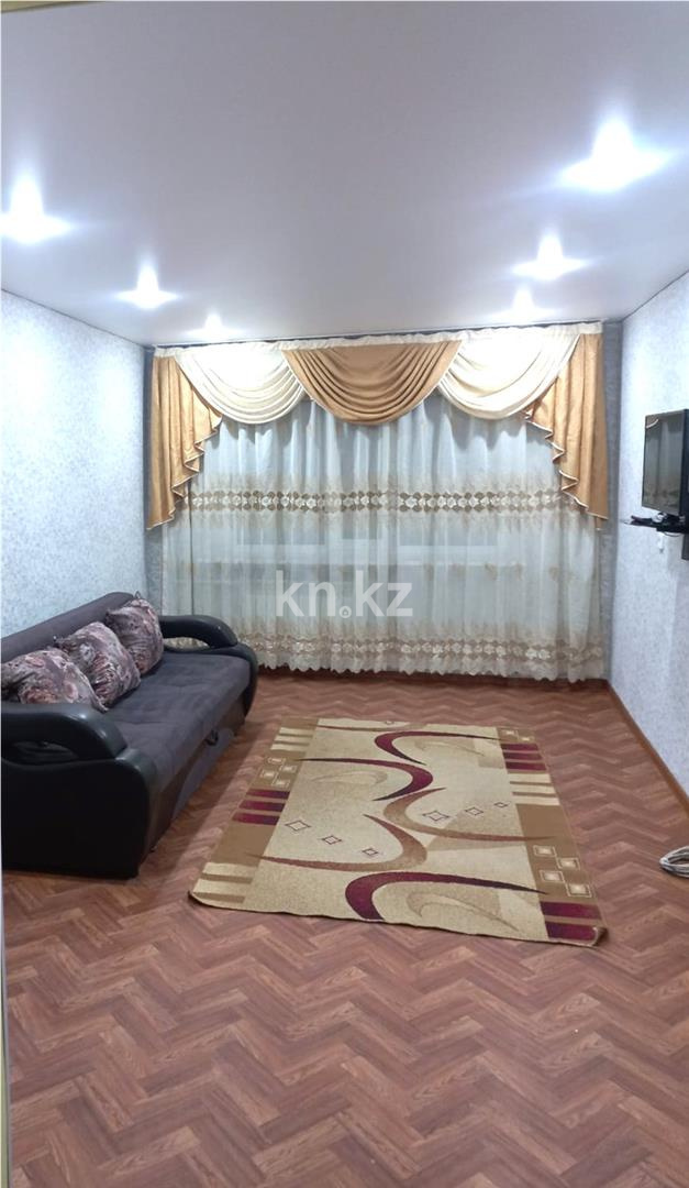 Продажа 2-комнатной квартиры, 45 м², мкр-н 6 - Продажа квартир в Караганде фото 1 из 7