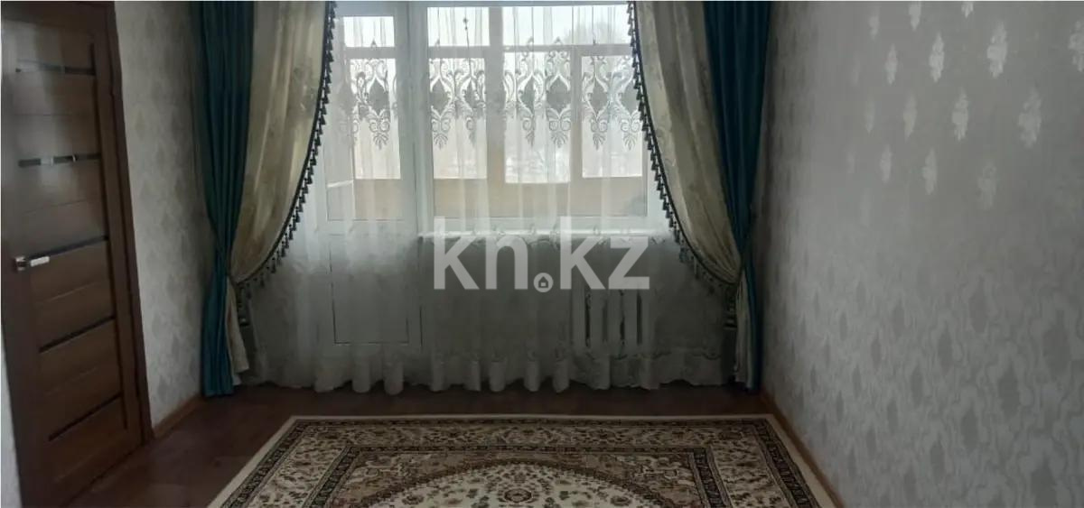 Продажа 4-комнатной квартиры, 61 м², мкр-н 15, дом  22 - Продажа  четырехкомнатных квартир в Караганде без посредников фото 1 из 6