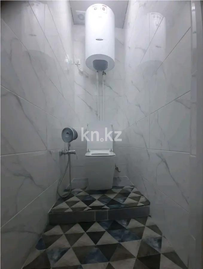 Продажа 2-комнатной квартиры, 68 м², 067 учетный квартал, дом  456/4 в Караганде - фото 5