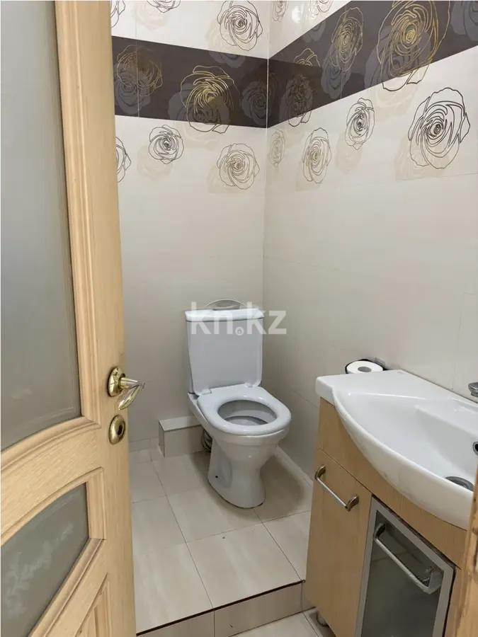 Продажа 3-комнатной квартиры, 144 м², ул. Кунаева, дом  12/2 в Астане - фото 6