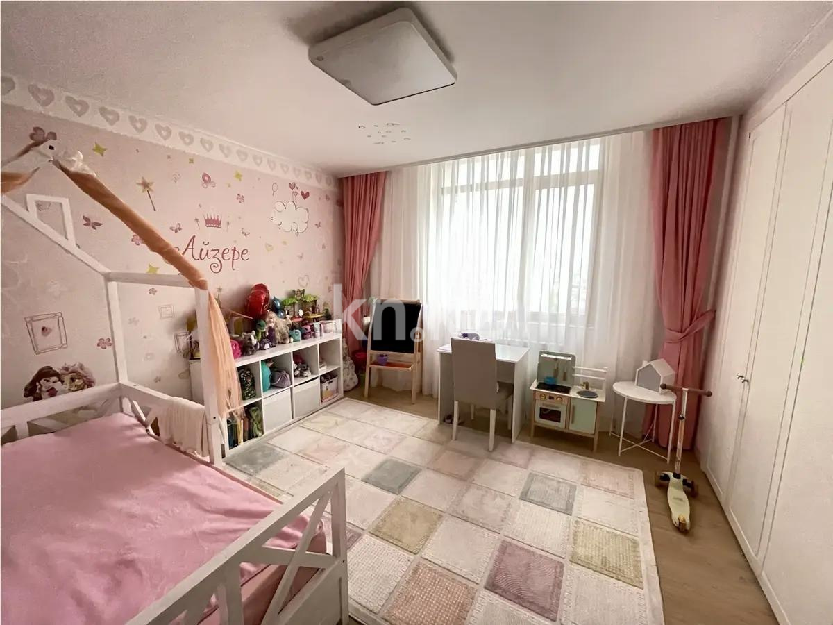 Продажа 4-комнатной квартиры, 122.6 м², пр. Кабанбай батыра, дом  43 в Астане - фото 4