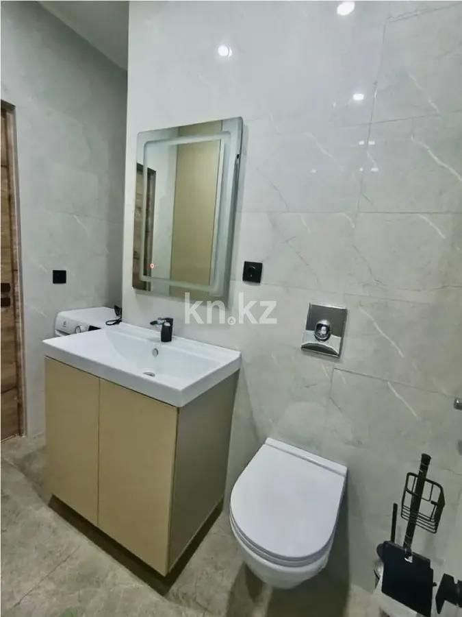 Продажа 2-комнатной квартиры, 48 м², ул. Толе би, дом  285/8 в Алматы - фото 4