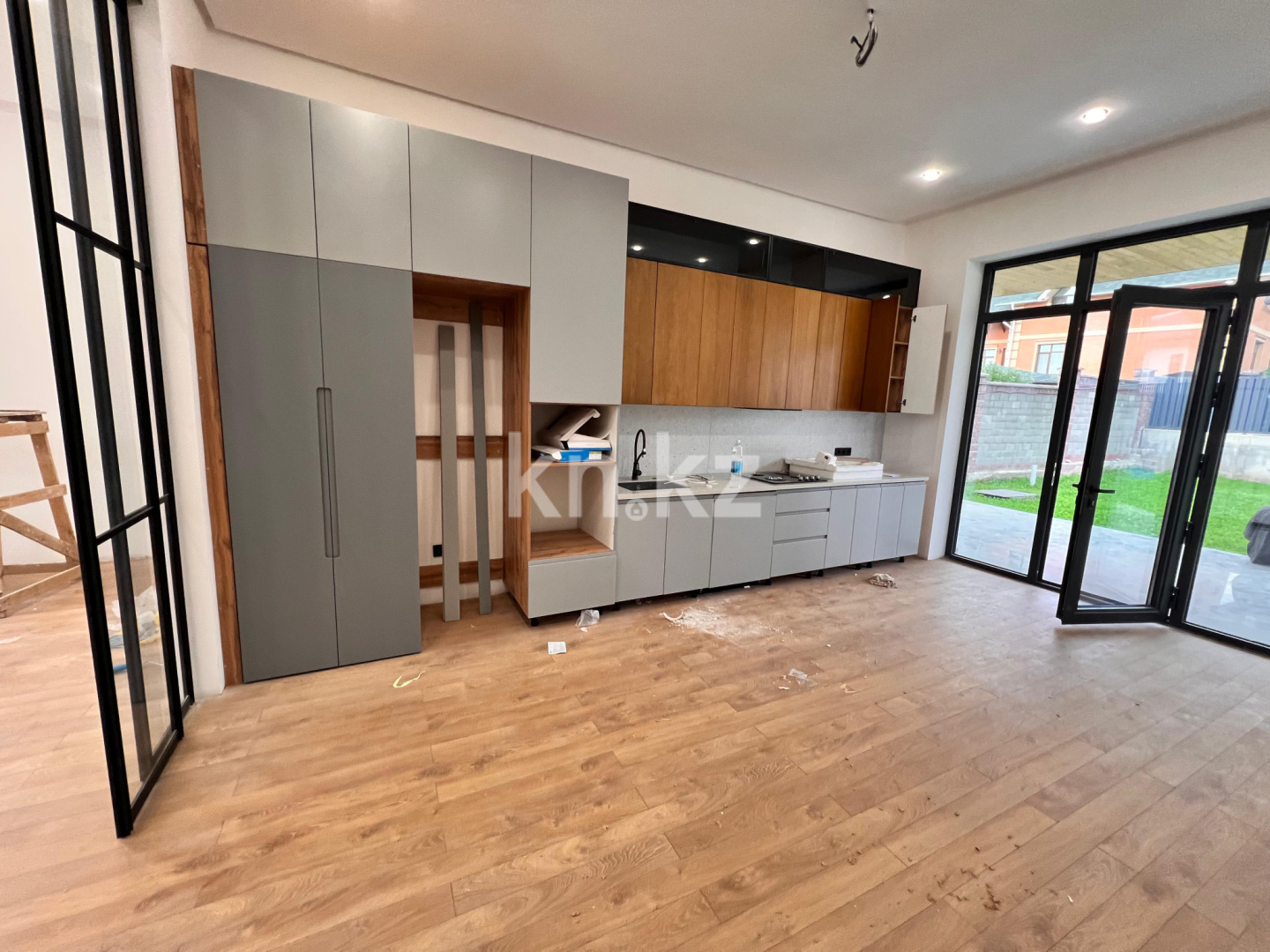 Продажа 4-комнатного дома, 206 м² - Продажа домов, коттеджей в Алматы - страница 2 фото 3 из 5