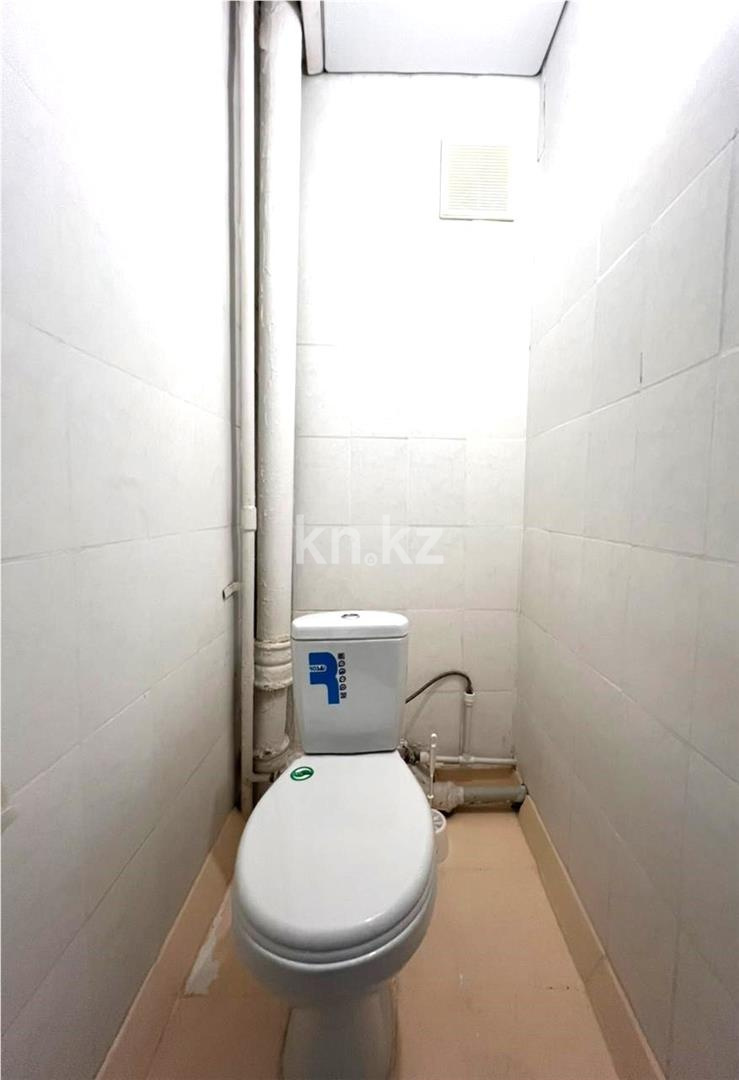 Продажа 2-комнатной квартиры, 49 м², мкр-н Мамраева (Восток-5) - Продажа квартир в Караганде фото 10 из 17