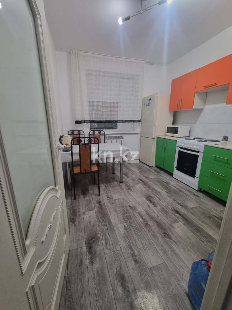 Продажа 2-комнатной квартиры, 68 м² в Караганде - фото 8