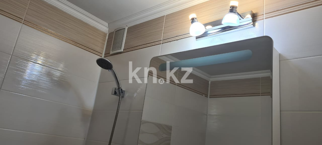 Продажа 2-комнатной квартиры, 54 м², мкр-н Гульдер-1, дом  3 в Караганде - фото 23