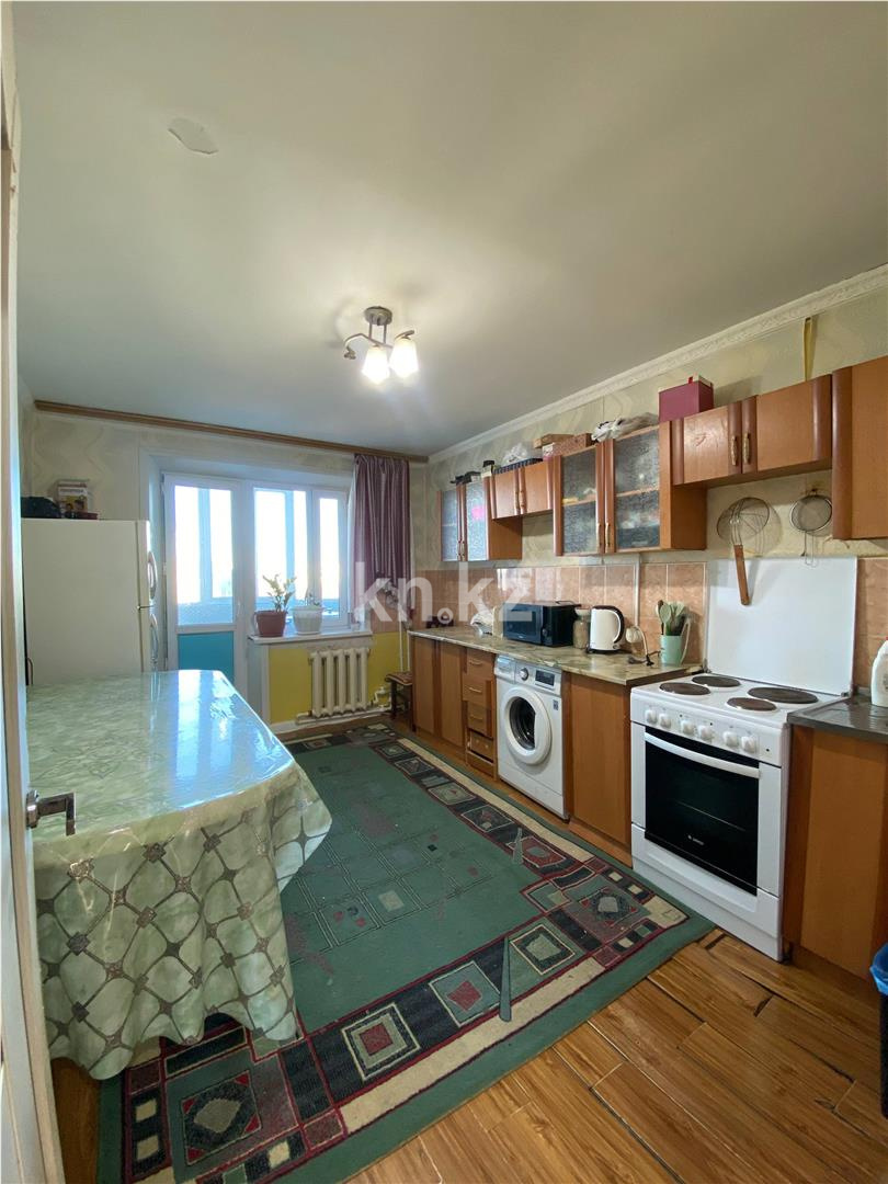 Продажа 4-комнатной квартиры, 90 м², мкр. 8-й мкр. - Продажа квартир в Темиртау фото 9 из 21