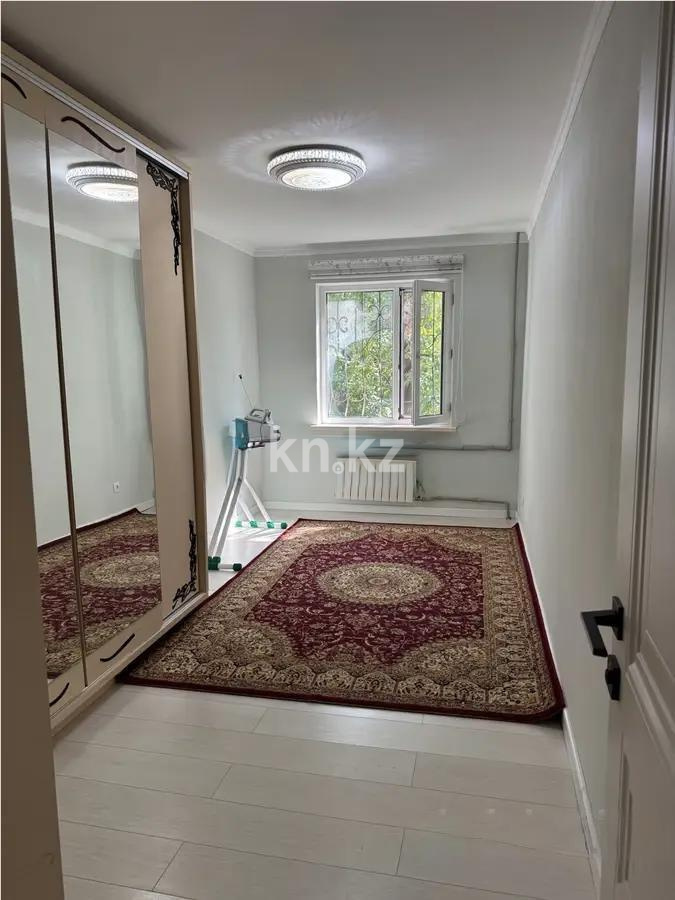 Продажа 3-комнатной квартиры, 59 м², мкр-н 6, дом  15 в Алматы - фото 3