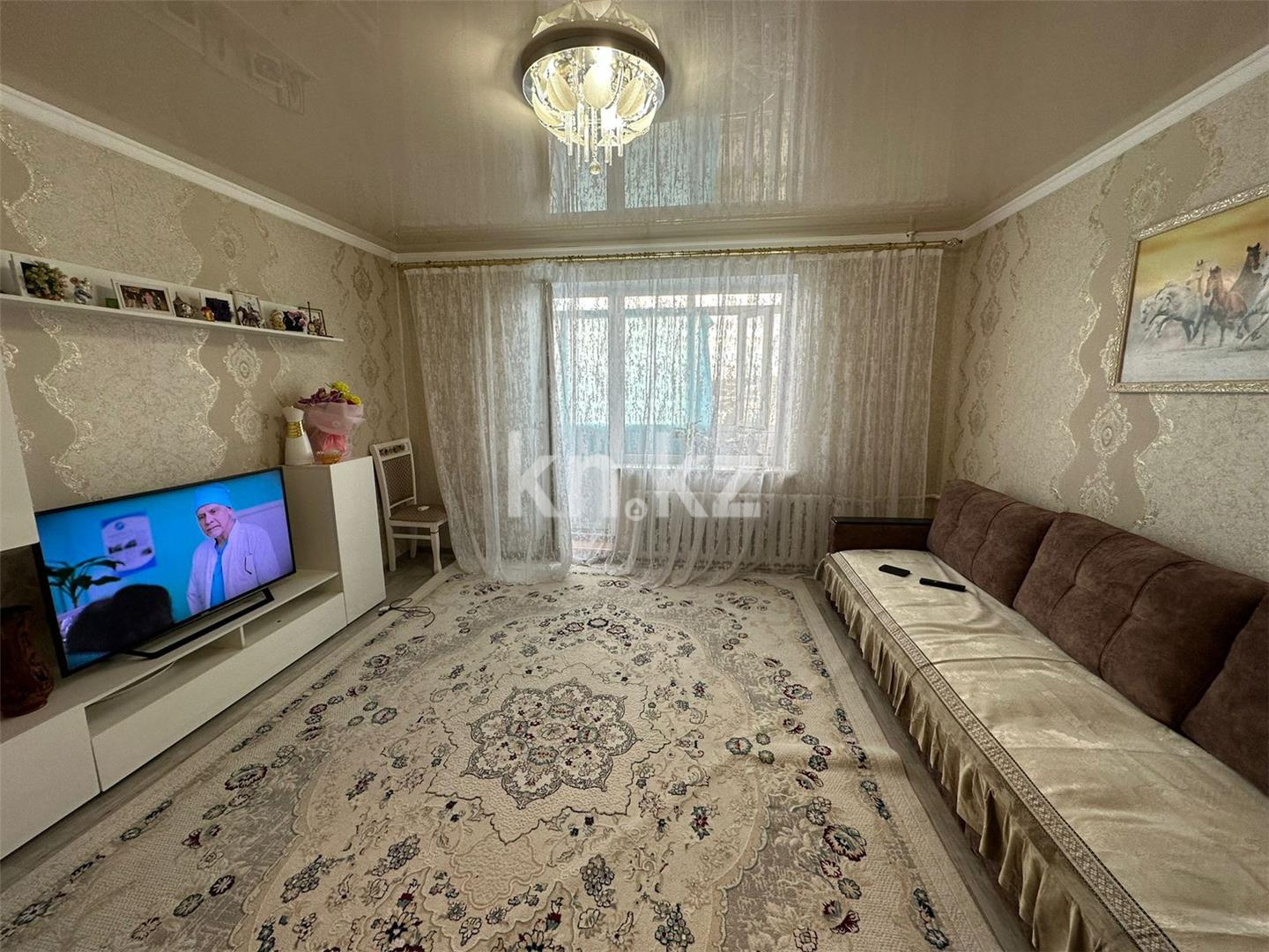 Продажа 3-комнатной квартиры, 66 м², ул. Карла Маркса - Продажа  трехкомнатных квартир в Караганде фото 1 из 14