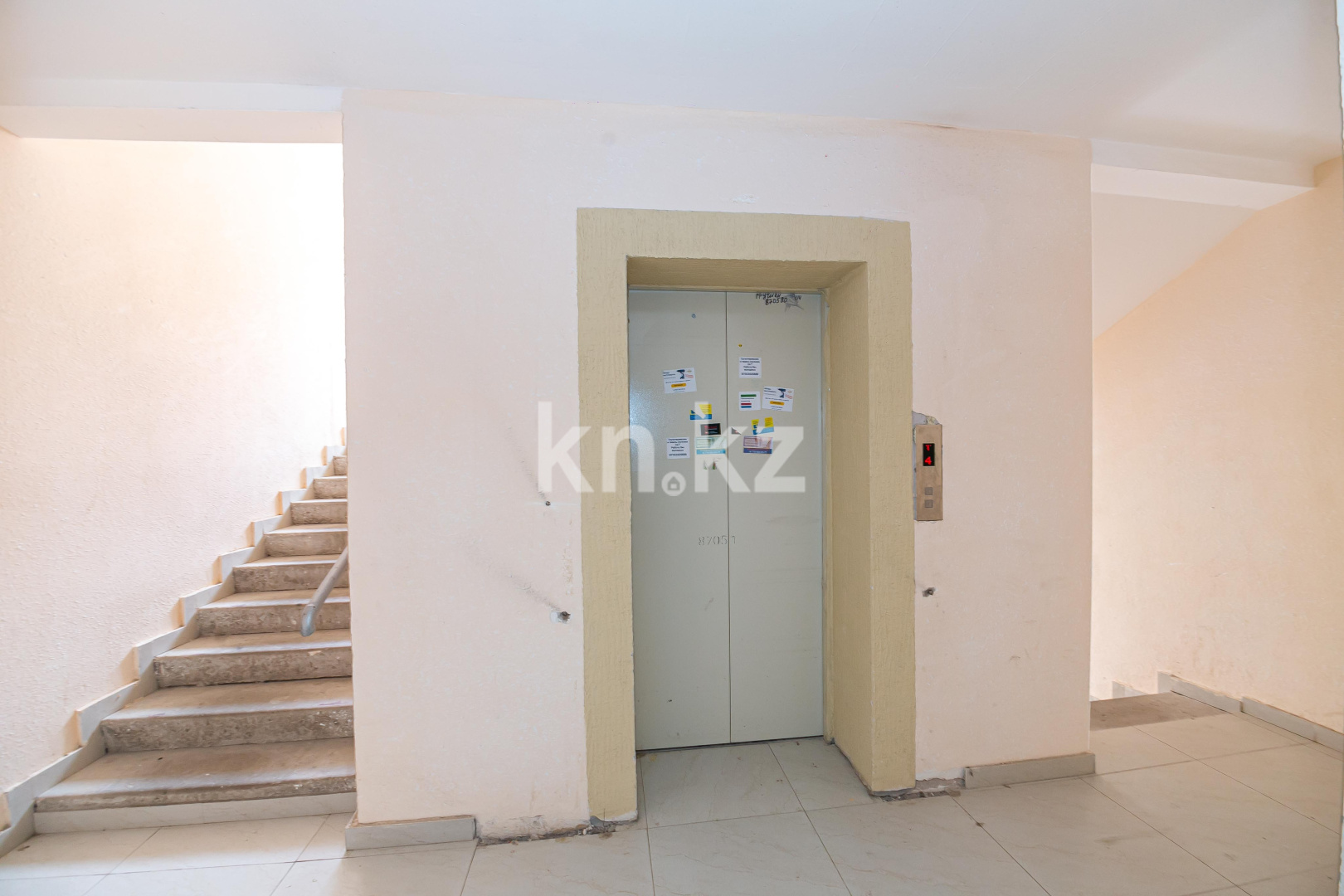 Продажа 1-комнатной квартиры, 40 м², ул. Нажимеденова, дом  19 в Астане - фото 20