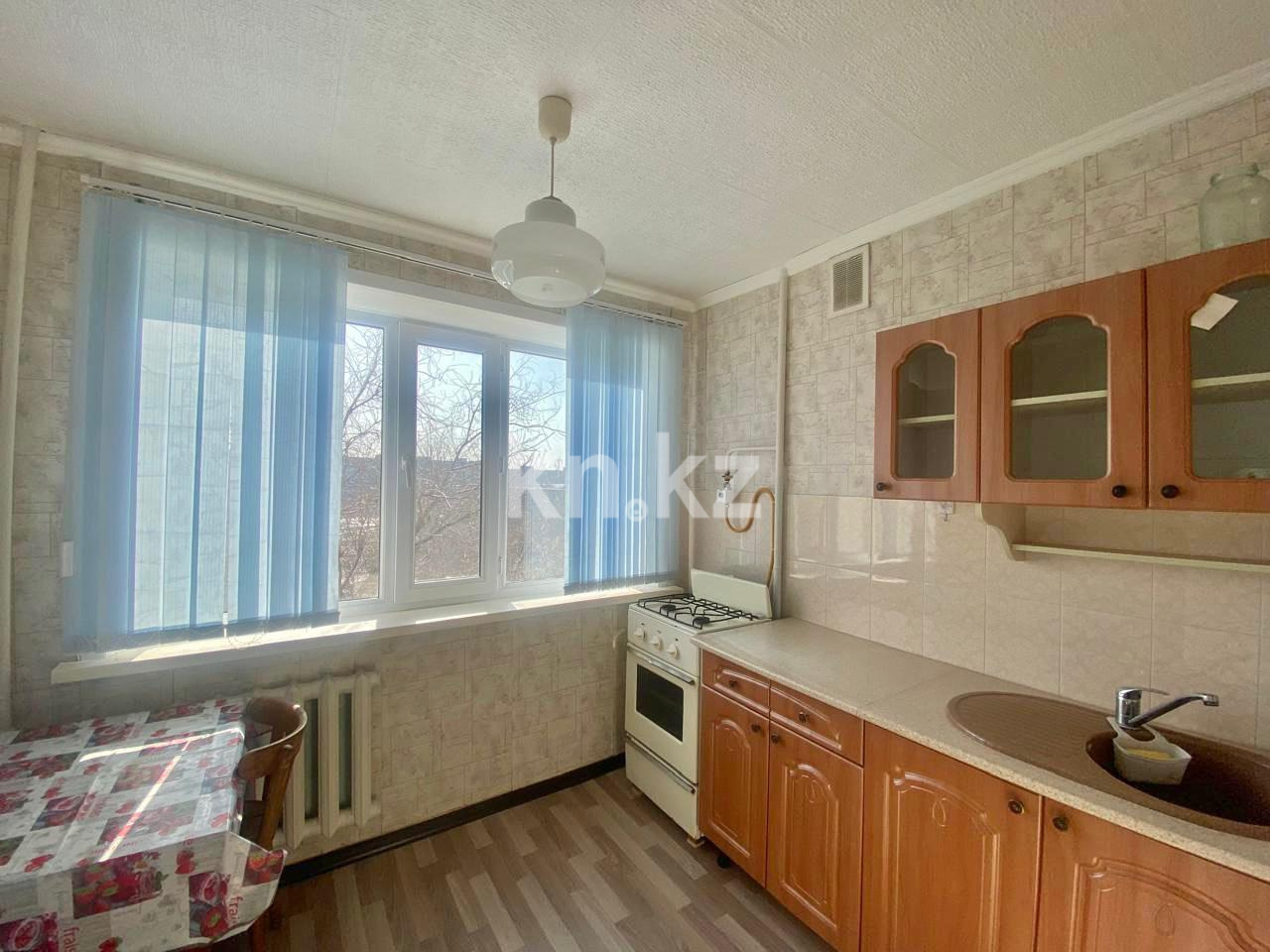 Продажа 1-комнатной квартиры, 38 м², ул. Сатыбалдина - Продажа квартир в Караганде фото 1 из 12