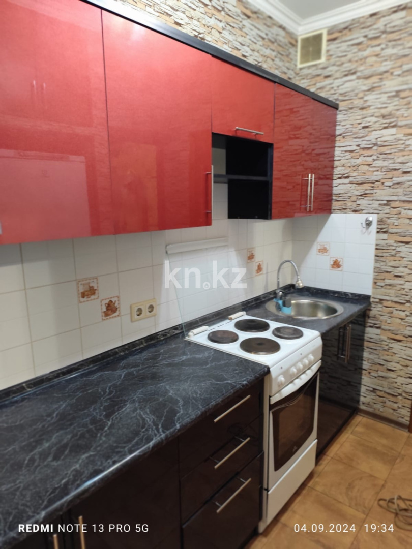 Аренда 2-комнатной квартиры, 45 м², пр. Тлендиева, дом  16/1 - Аренда квартир помесячно в Казахстане фото 1 из 13