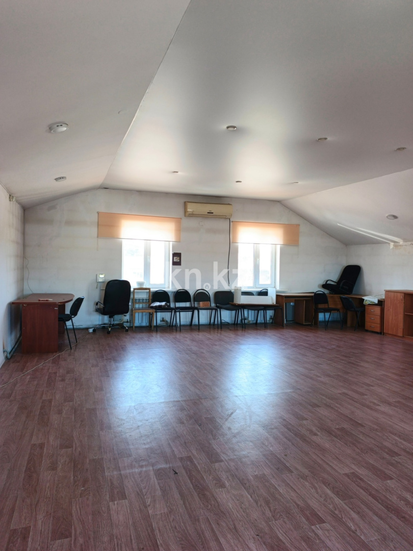 Продажа 3-комнатного дома, 166.3 м² - Недвижимость в Казахстане - страница 5 фото 2 из 2