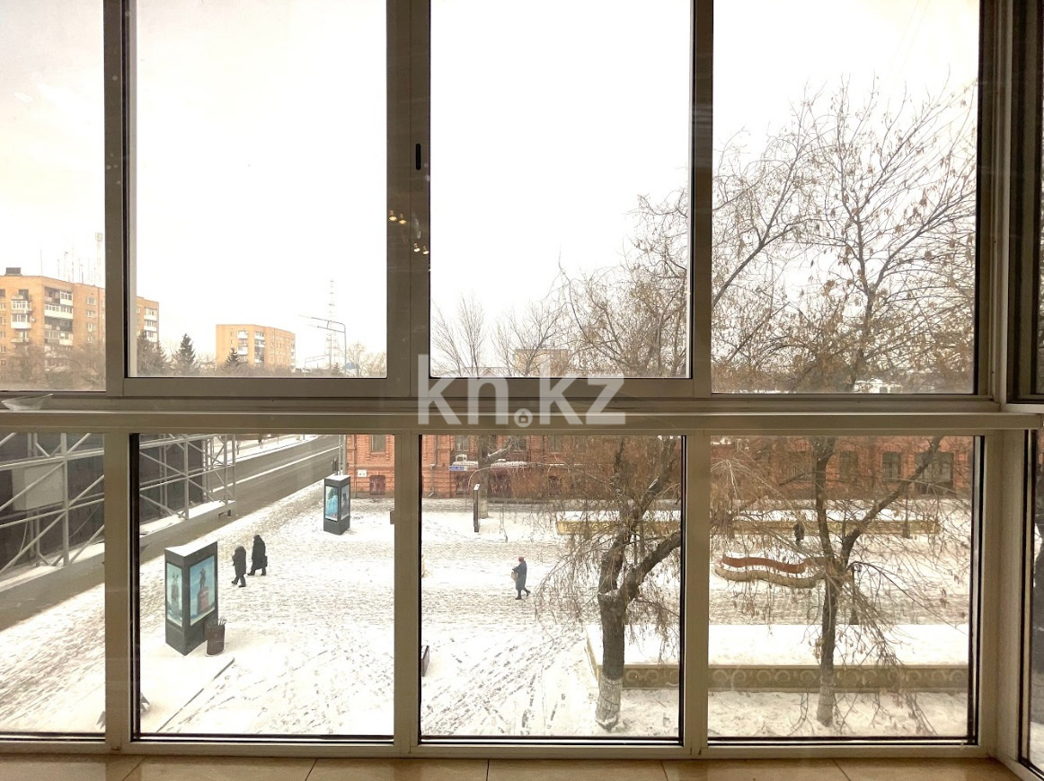 Аренда 2-комнатной квартиры посуточно, 1 м², ул. Конституции Казахстана, дом  29 - Аренда квартир посуточно в Петропавловске фото 14 из 17