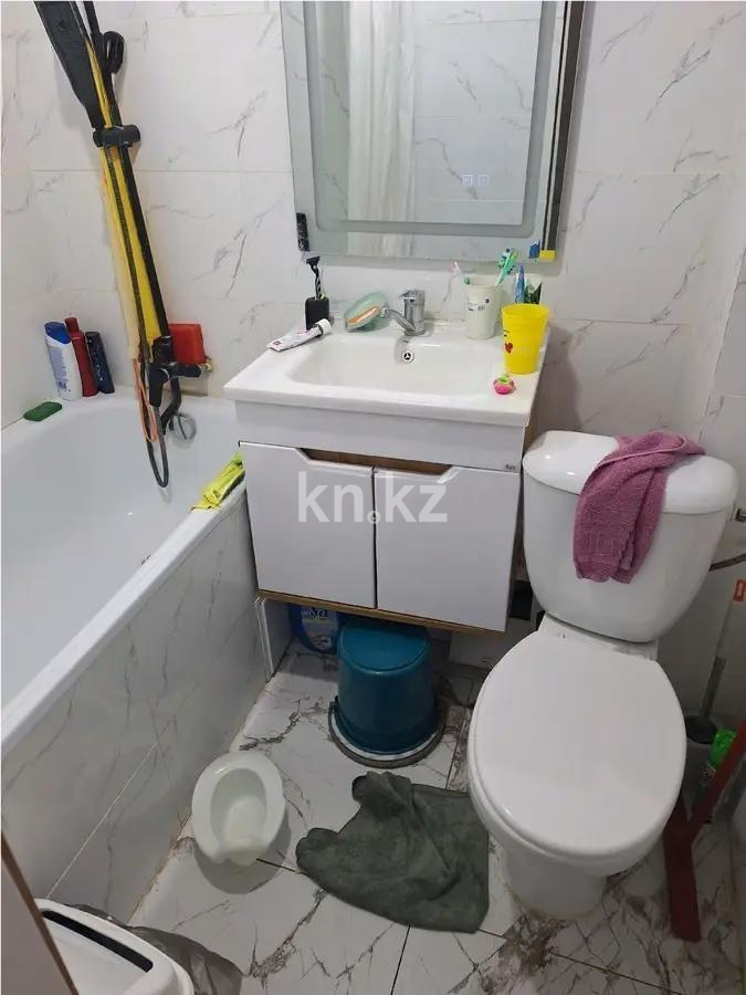 Продажа 3-комнатной квартиры, 58 м², мкр-н 8, дом  33 - Продажа квартир без посредников в Алматы фото 5 из 5