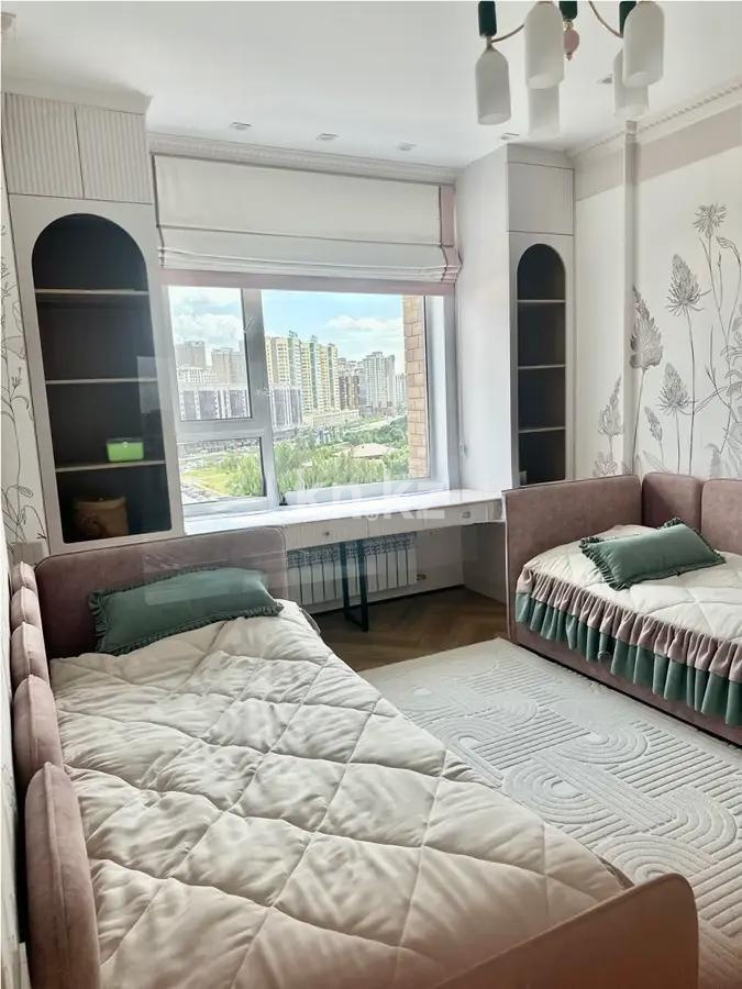 Продажа 4-комнатной квартиры, 137 м² - Продажа  четырехкомнатных квартир в новостройках Астаны фото 4 из 6