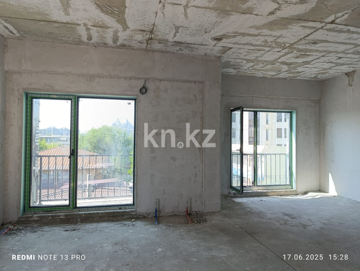 Продажа 5-комнатной квартиры, 245 м², ул. Кажымукана, дом  109 - пр. Назарбаева - Продажа  пятикомнатных квартир в Алматы фото 1 из 8