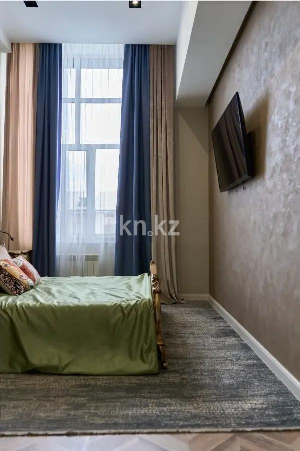 Продажа 4-комнатной квартиры, 132 м² в Караганде - фото 2