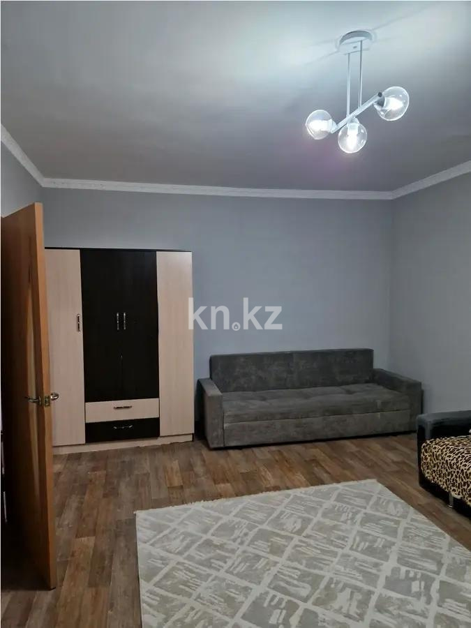 Продажа 1-комнатной квартиры, 45 м², ул. Жуалы, дом  1 - Продажа  однокомнатных квартир в Алматы без посредников с фото фото 1 из 3