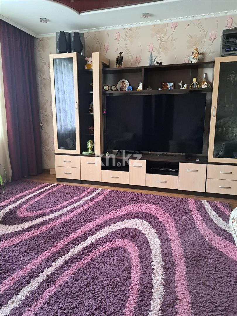 Продажа 3-комнатной квартиры, 55 м², 7-й мкр. - Продажа офисных и торговых помещений в Акмолинской области фото 3 из 20