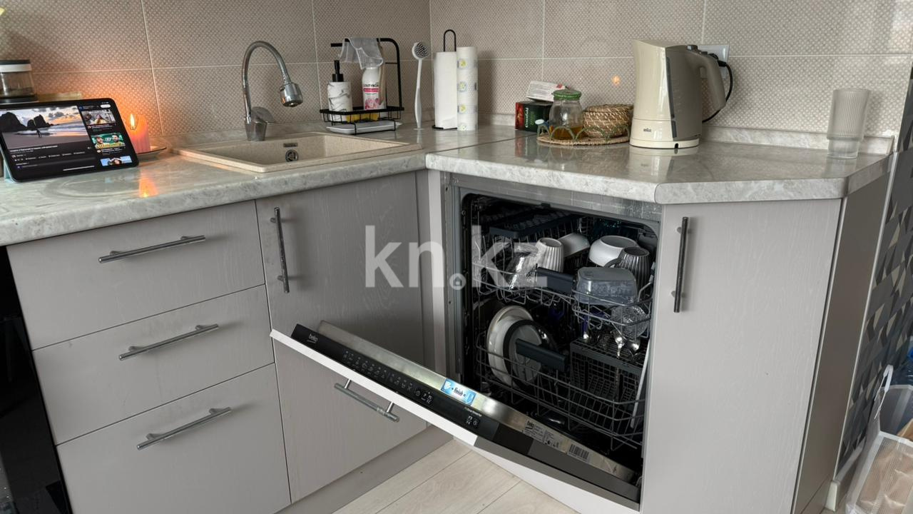 Продажа 3-комнатной квартиры, 67 м² - Продажа  трехкомнатных квартир в Караганде - страница 2 фото 11 из 15