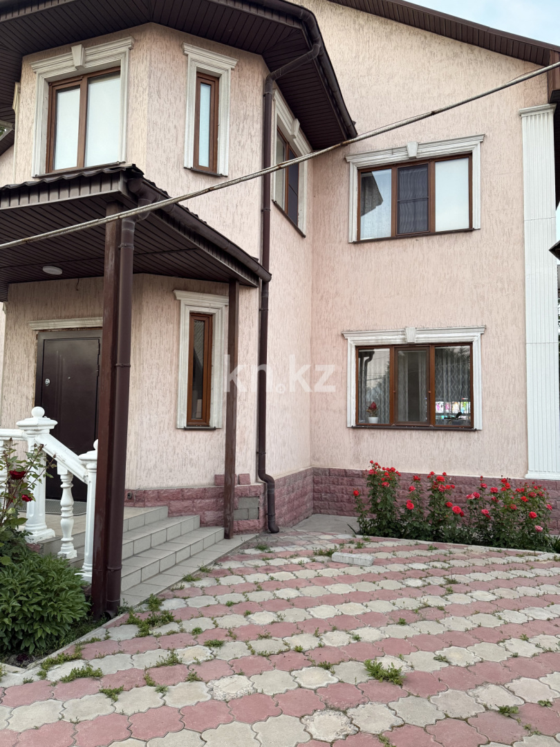 Продажа 7-комнатного дома, 250 м² - Продажа домов, коттеджей в Алматы фото 17 из 19