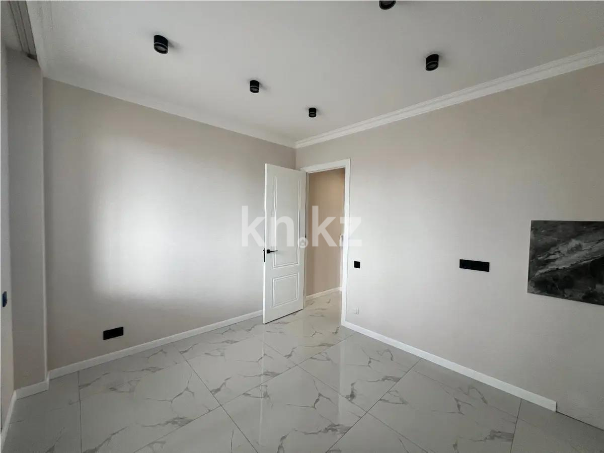 Продажа 2-комнатной квартиры, 75 м², ул. Нажимеденова, дом  64 в Астане - фото 3